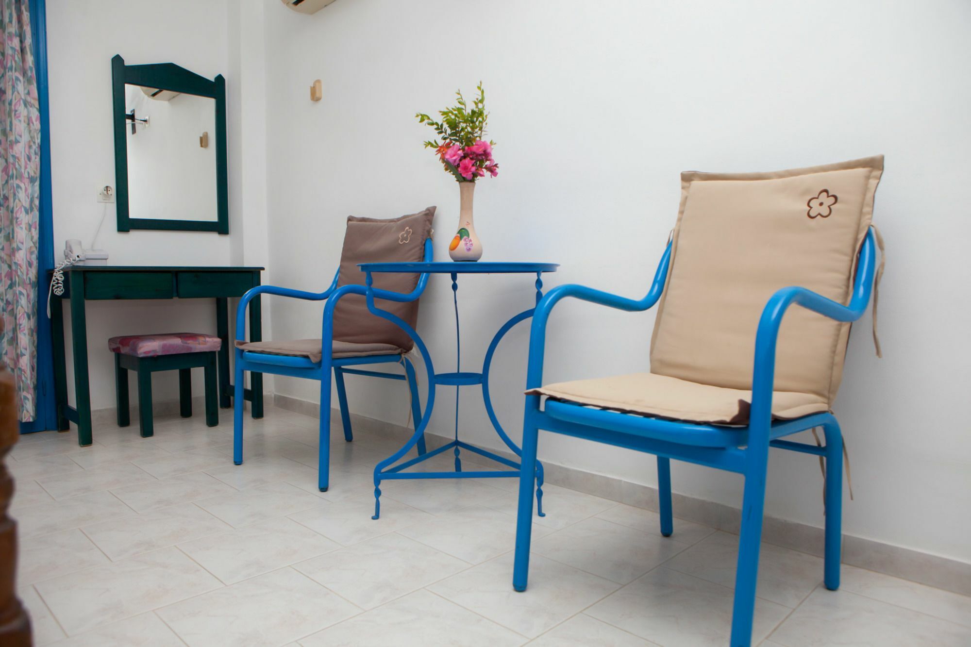 Vardes Hotel Studios Amoopi Ngoại thất bức ảnh